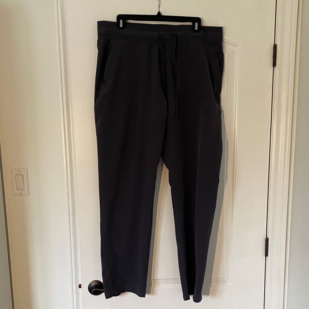 Kirkland pants (XL)